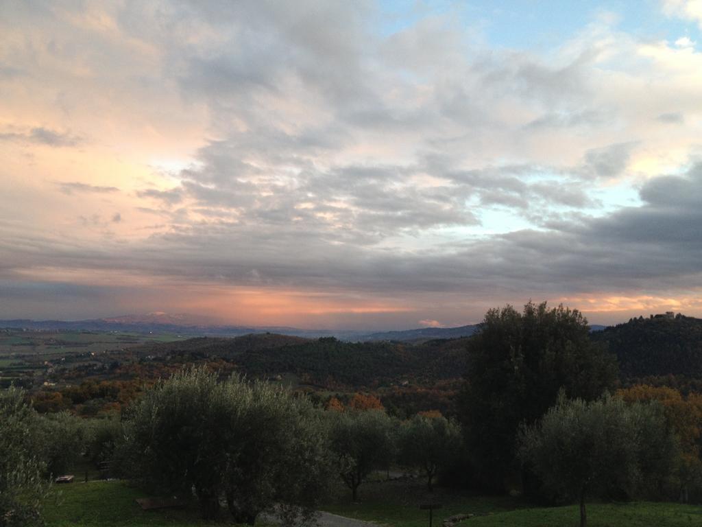 Podere Schioppello Casale Con Appartamenti Privati Cibottola ภายนอก รูปภาพ