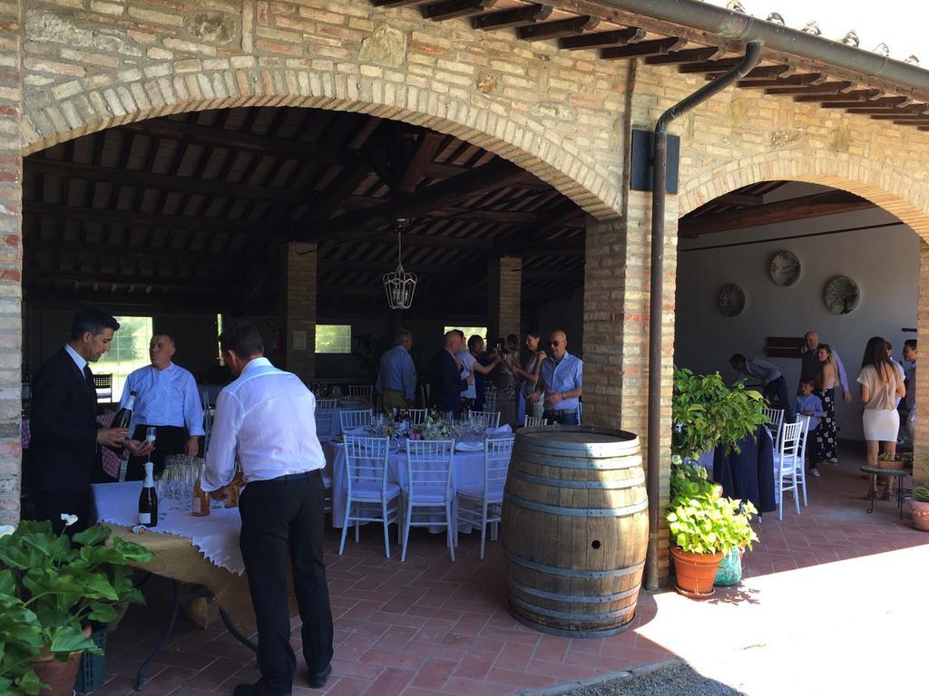 Podere Schioppello Casale Con Appartamenti Privati Cibottola ภายนอก รูปภาพ