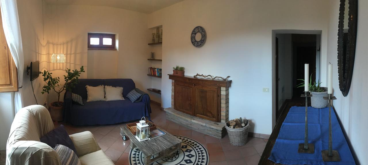 Podere Schioppello Casale Con Appartamenti Privati Cibottola ภายนอก รูปภาพ