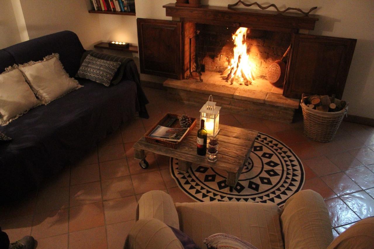 Podere Schioppello Casale Con Appartamenti Privati Cibottola ภายนอก รูปภาพ